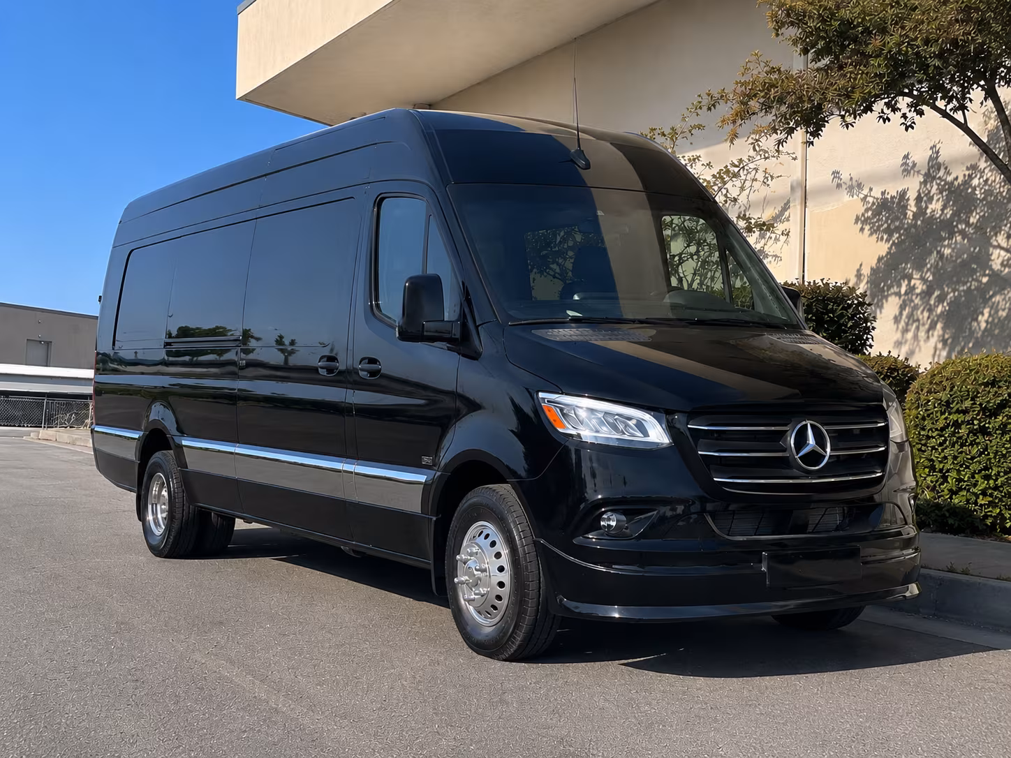 any hour pomona airport sprinter van pickups red eyes early departures and late arrivals
