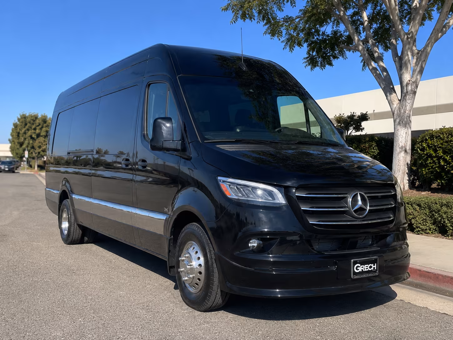 toyota arena and pomona sprinter van service for major venue events